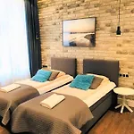 Apartman Victus Stylish In The Center In By Renters *