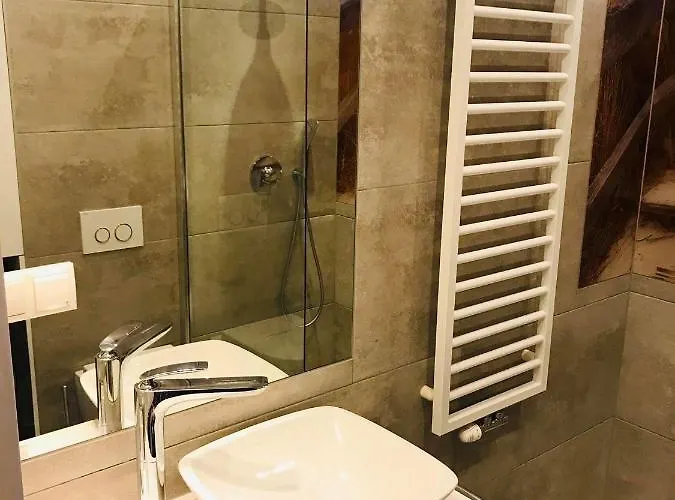 Victus Apartamenty, Omega סופוט